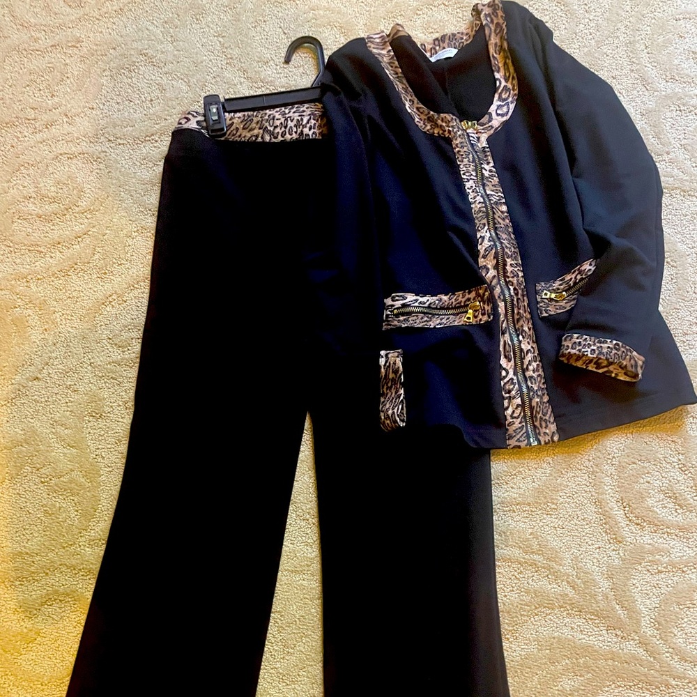 Pantsuit perfect for travel. Black with leopard trim.